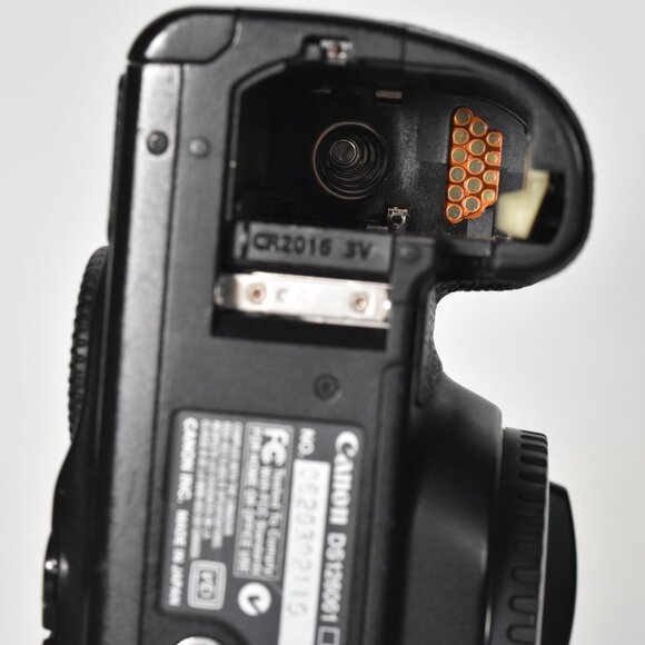 Canon EOS 20D Digital Camera 8.2MP Canon 18-55mm Lens 2GB CF Memory Card - Picture 12 of 16